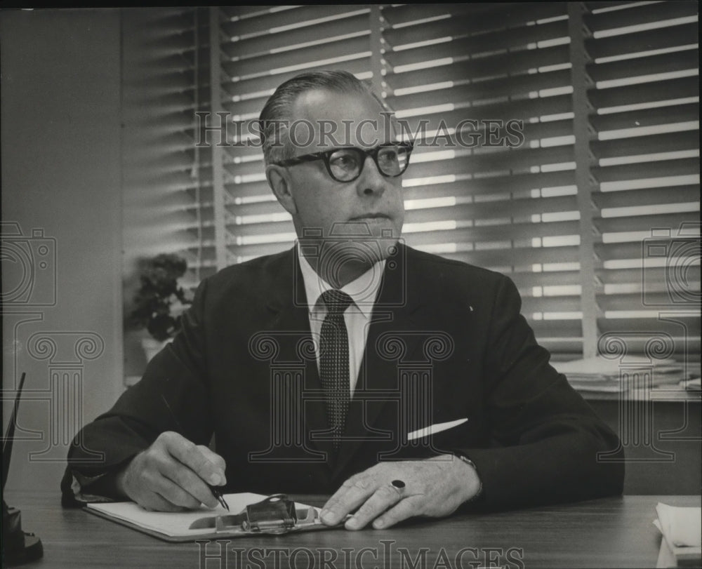 1969 Press Photo Alvin E. Westgaard, school administrator, set to retire - Historic Images