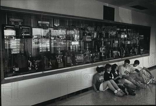 1989 Press Photo Trophy case at Waukesha South High School - mja25505 - Historic Images