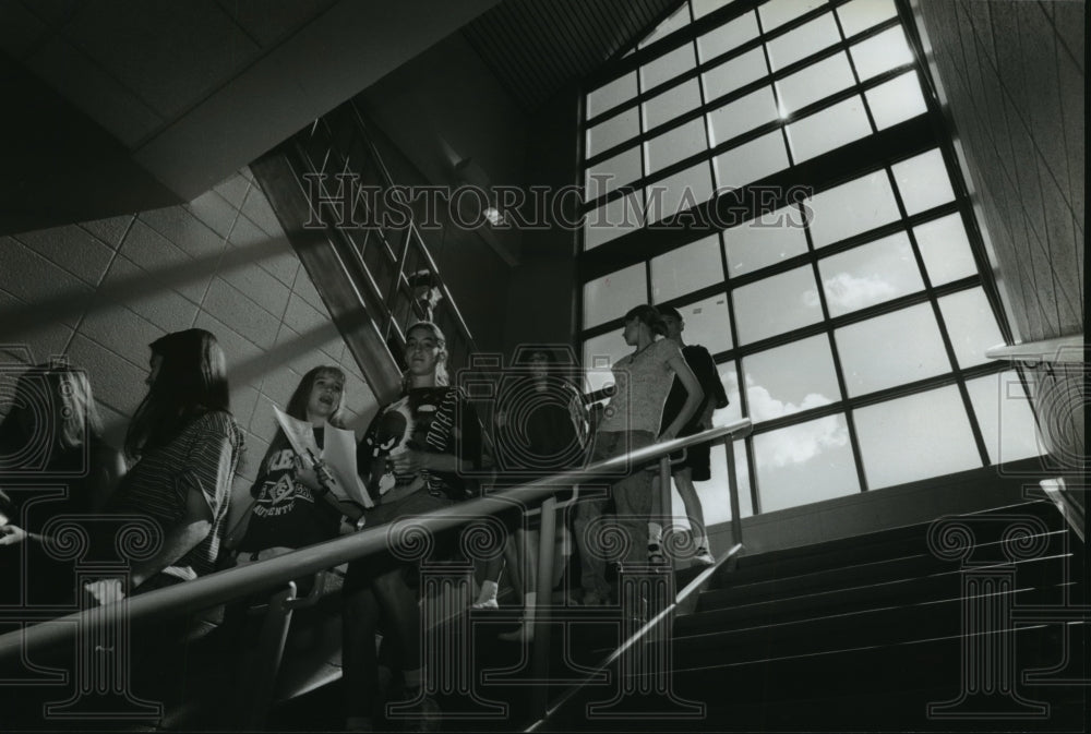 1993 Press Photo Students at Waukesha West High School, Waukesha, WI - mja25742 - Historic Images