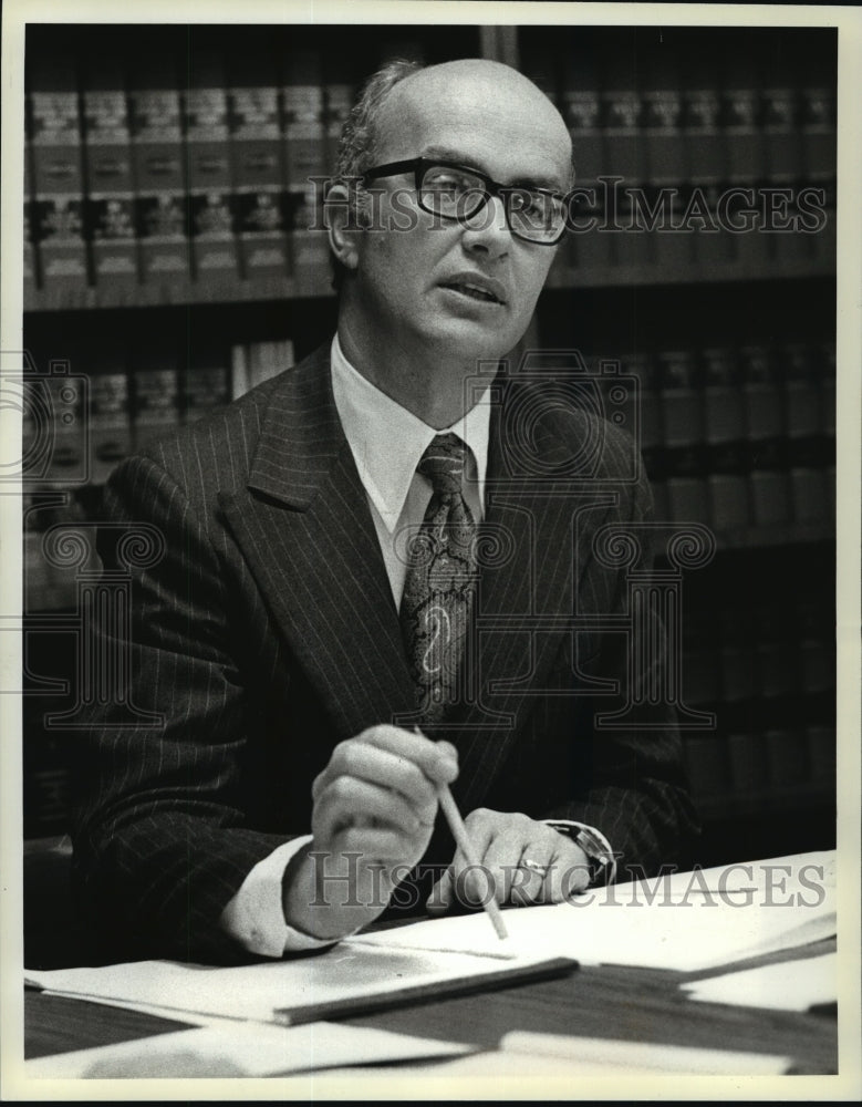 1979 Press Photo Lawyer James Watt, pres. of Mountain States Legal Foundation - Historic Images