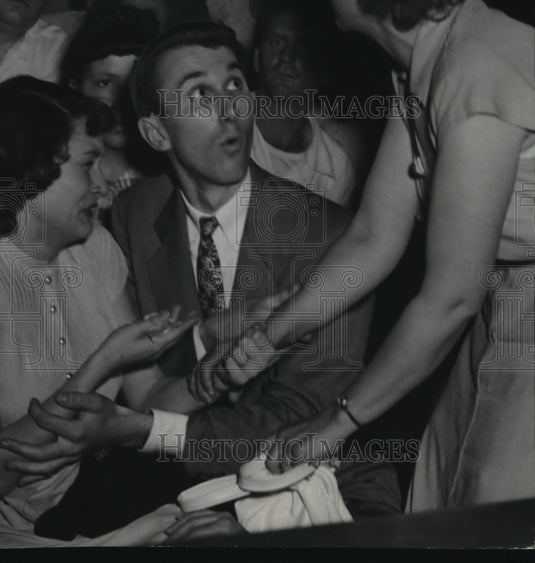 Press Photo Kay's mother comes over to comfort her, with Milton's dad - Historic Images
