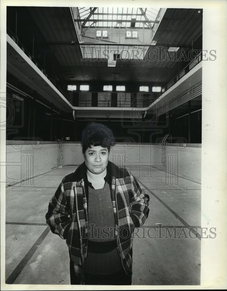 1983 Press Photo Aurora Weier at Center Street natatorium - mja26691 - Historic Images