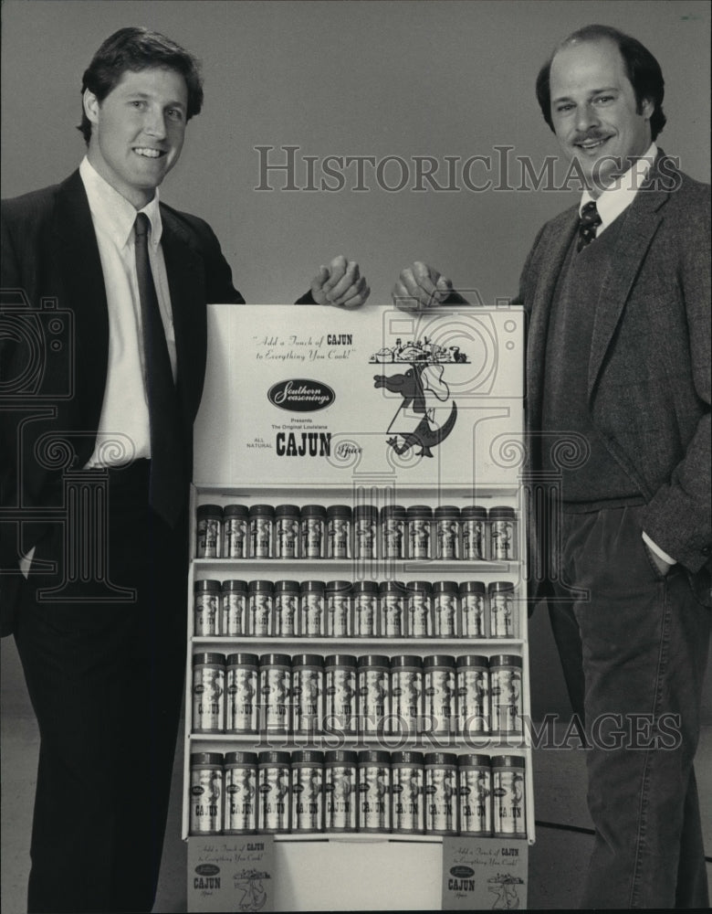 1987 Press Photo Kevin Webb and his brother-in-law, Eric Reber - Historic Images