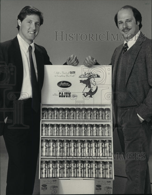 1987 Press Photo Kevin Webb and his brother-in-law, Eric Reber - Historic Images