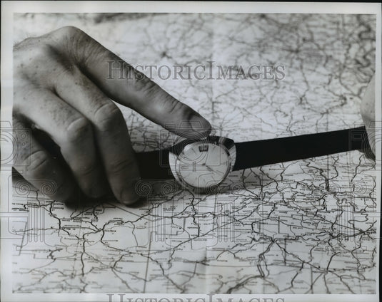 1959 Press Photo A watch that registers the mileage the time of day - mja27378-Historic Images