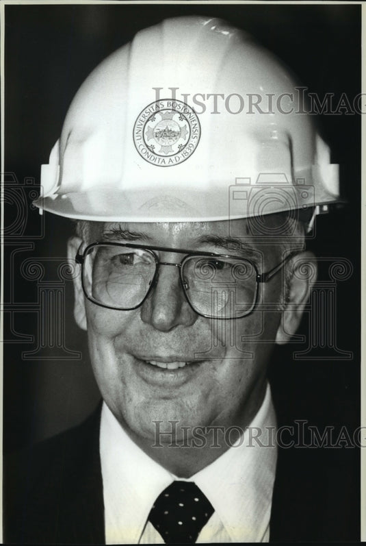 1984 Press Photo Terrel Bell shook up educators, parents and students - Historic Images