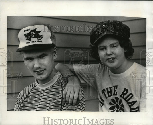 1979 Press Photo Jeff Butzke and sister Jody just out of hospital - Historic Images