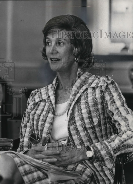 1974 Press Photo Mrs. D. Buzard at United Nations World Population Conference-Historic Images