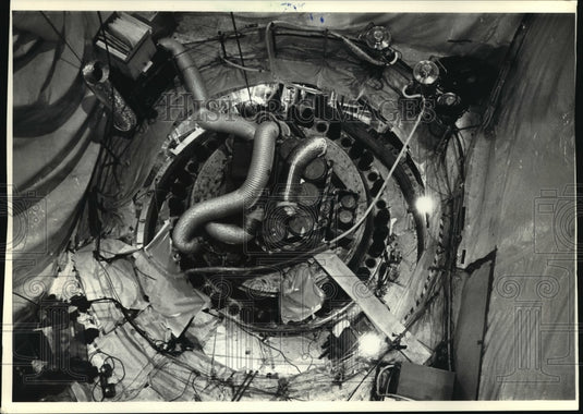 1987 Press Photo 8-inch thick steel walls at the Shippingport Atomic Plant-Historic Images