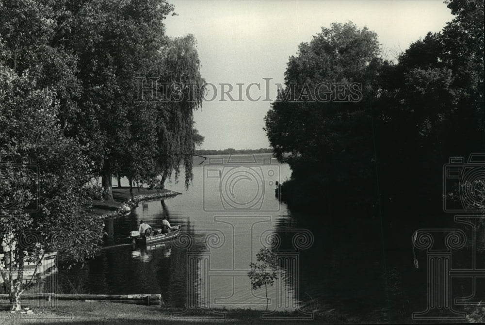 1991 Press Photo View of the boat launch on Lake Waubesa, Wisconsin - mja32378-Historic Images
