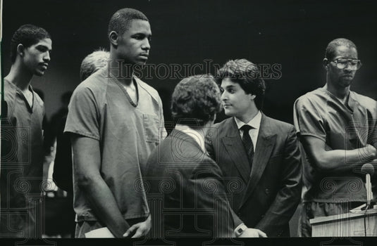 1986 Press Photo George Williams Jr, Kevin Smith in their preliminary hearings-Historic Images