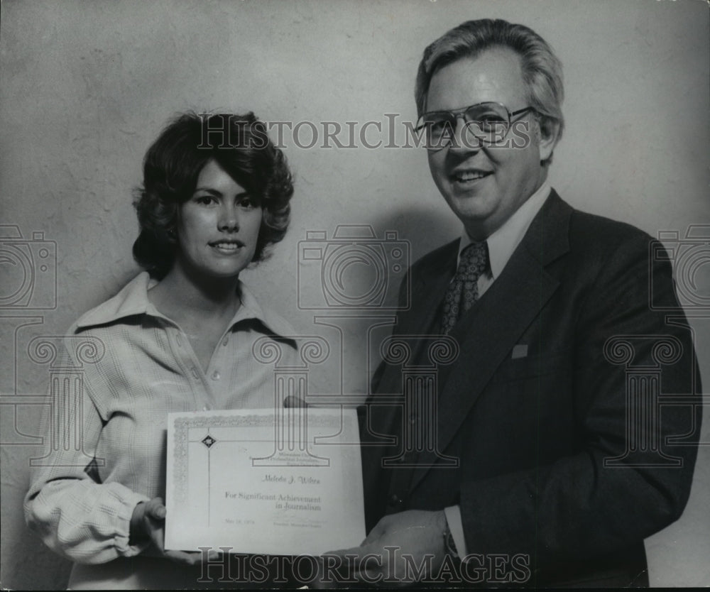 1978 Press Photo Melodie Wilson receives a Journalism Reward - mja33514-Historic Images