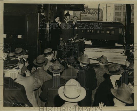 1944 Press Photo Train station - mja33553-Historic Images