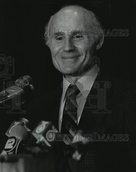 1985 Press Photo Herbert H. Kohl, Bucks' new owner - mja34014-Historic Images
