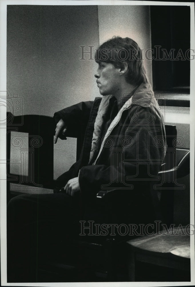 1990 Press Photo Robert J. Wirth, accused of murder - mja34338-Historic Images