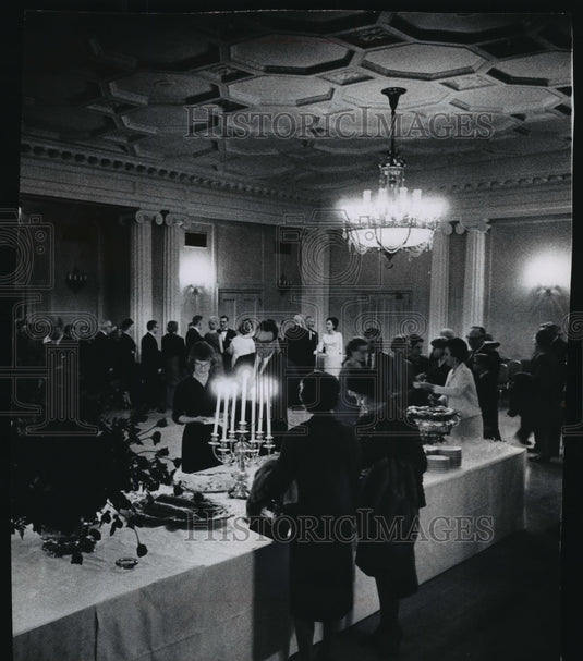 1965 Press Photo Governor Knowles of Wisconsin at inauguration reception-Historic Images