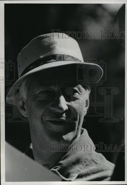 1966 Press Photo Warren P. Knowles on a Wolf River Trek in Wisconsin-Historic Images