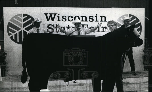 1989 Press Photo Jerry Cowan and Grand Champion Steer At State Fair - mja36133-Historic Images