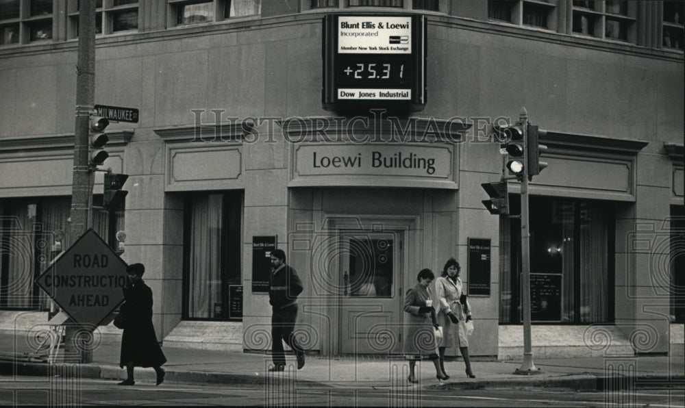 1986 Press Photo The location of Blunt Ellis &amp; Lowel Inc. Information Center.-Historic Images