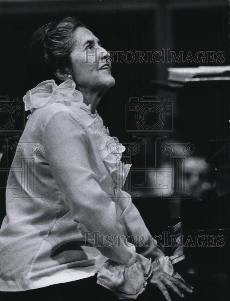 1975 Press Photo Pianist Lili Kraus - mja37030-Historic Images