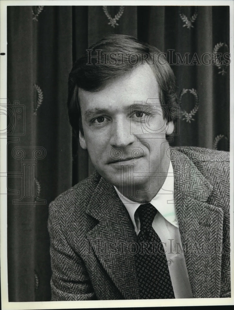 1985 Press Photo Peter Kostmayer Member of House Foreign Affairs Committee-Historic Images