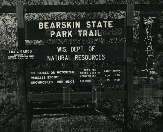 1987 Press Photo View of the Bearskin State Park Trail signage - mja37699-Historic Images