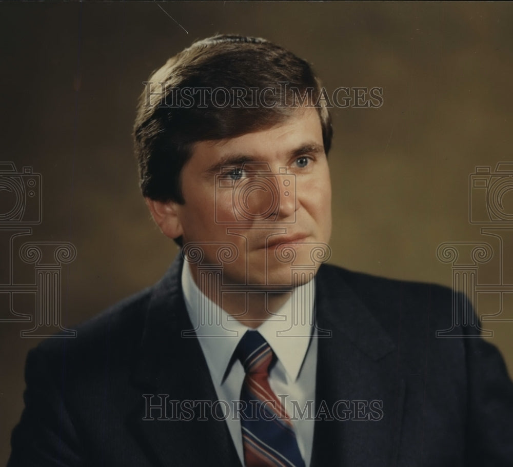 1987 Press Photo Jody E. Kurtzhalts named Vice President of Synetics.-Historic Images
