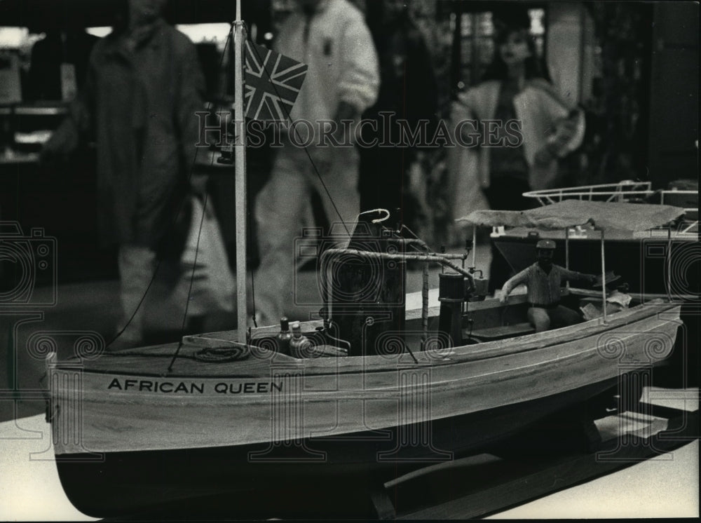 1992 Press Photo Model Of The African Queen Boat At Model Boat Show - mja40037-Historic Images
