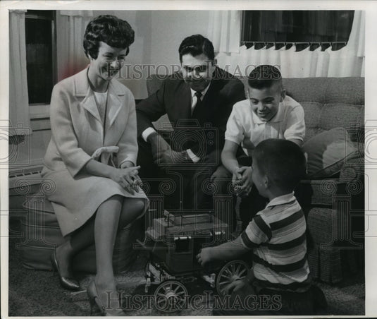 1964 Press Photo Mrs. Ray Blott Wisconsin's First Alice in Dairyland - mja40055-Historic Images