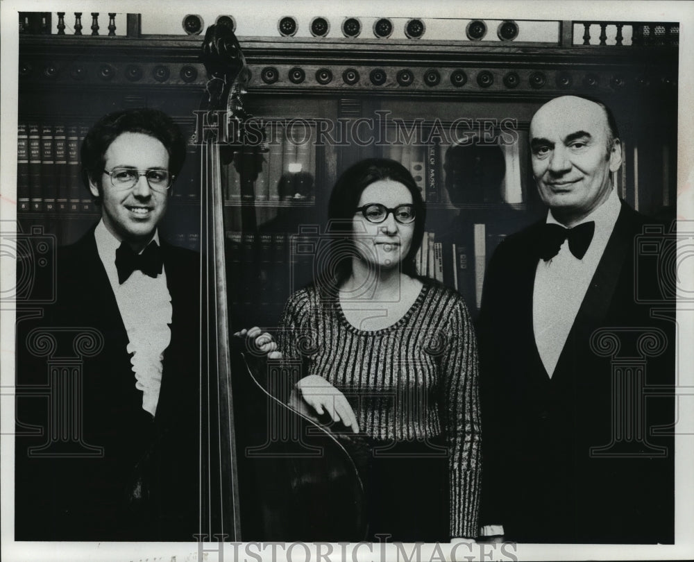 1975 Press Photo William Blossom, Bassist at Vogel Hall - mja40061 - Historic Images