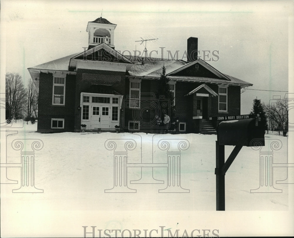 1987 Press Photo Old Hollister School in Langlade County, Wisconsin - Historic Images