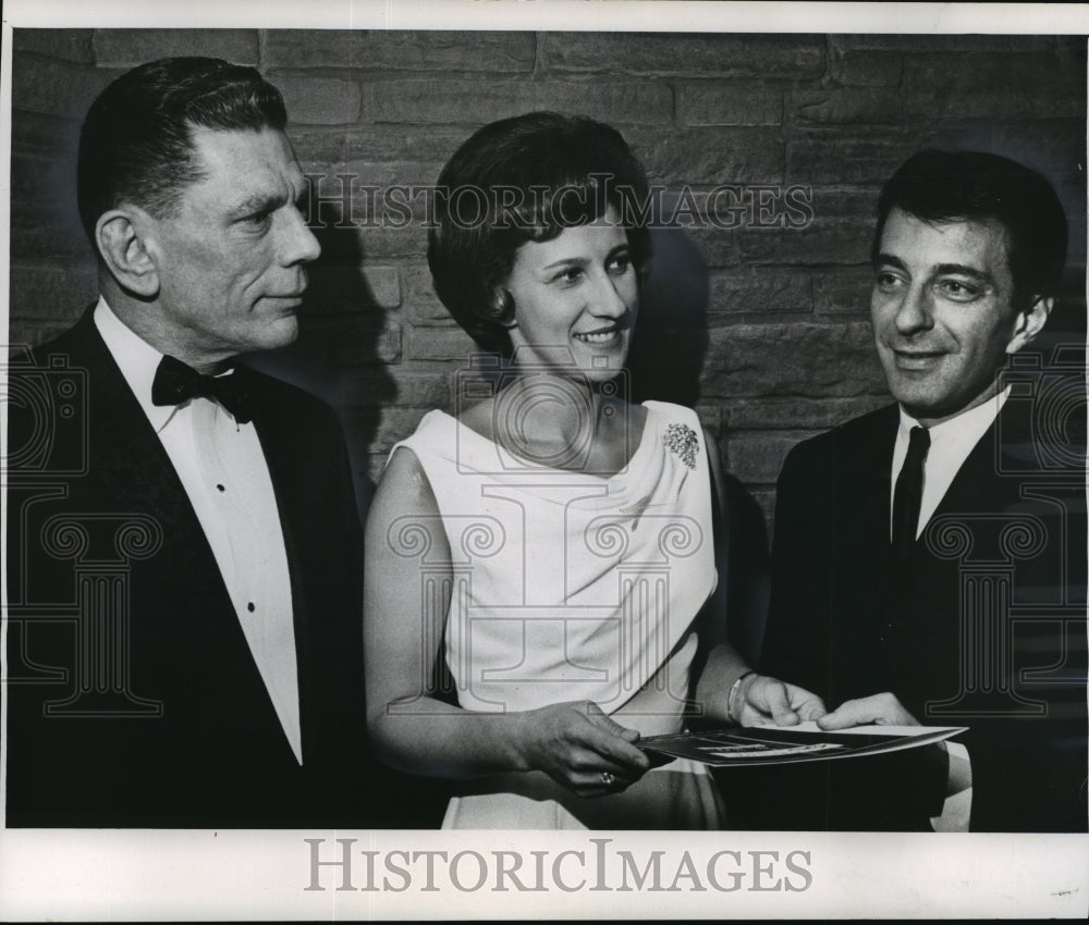 1965 Press Photo Ralph Zaun and Wife Conductor of Milwaukee Symphony Orchestra-Historic Images