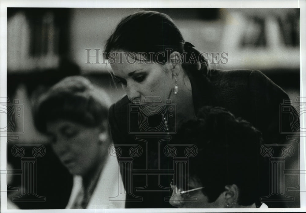 1994 Press Photo Cheryl Jones, a teacher and desktop publishing consultant - Historic Images