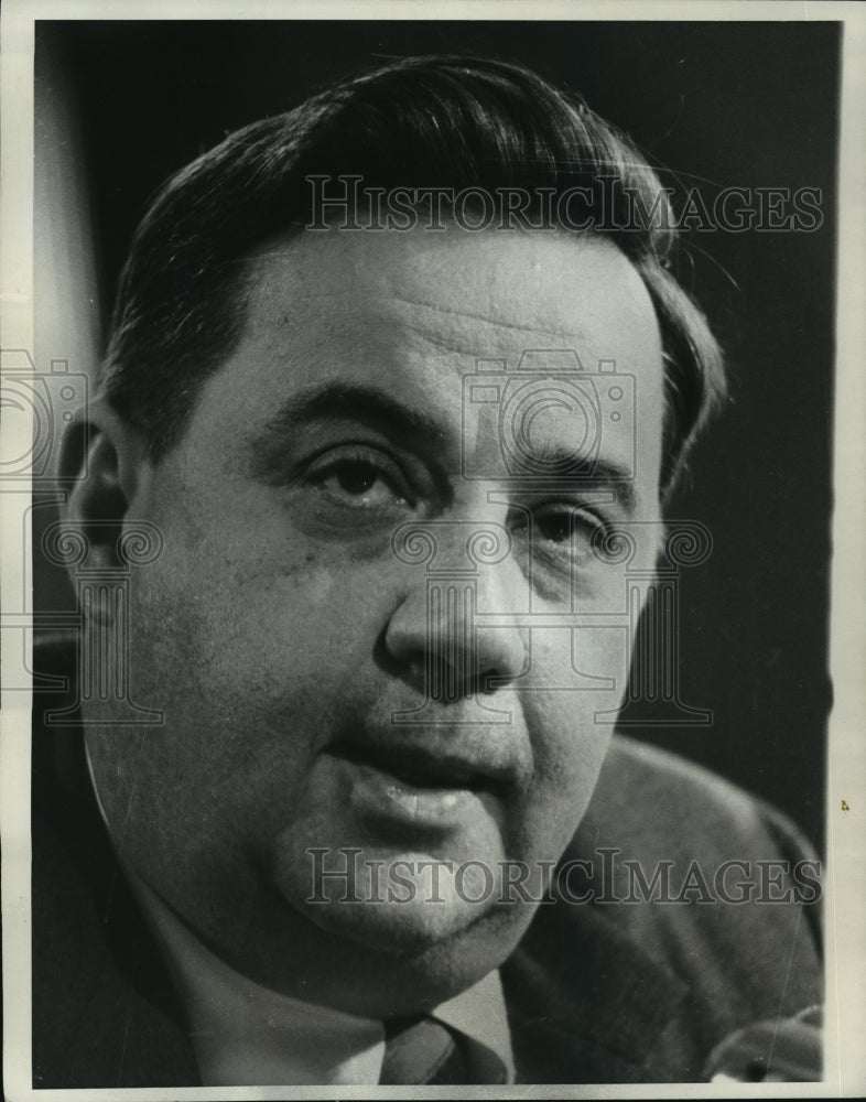 1977 Press Photo Bert Lance during a appearance before the Senate Government.-Historic Images