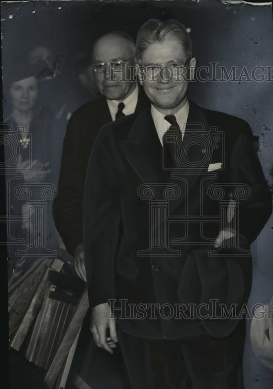 1939 Press Photo Phil La Follette Former Governor and Edward Keating Convention-Historic Images