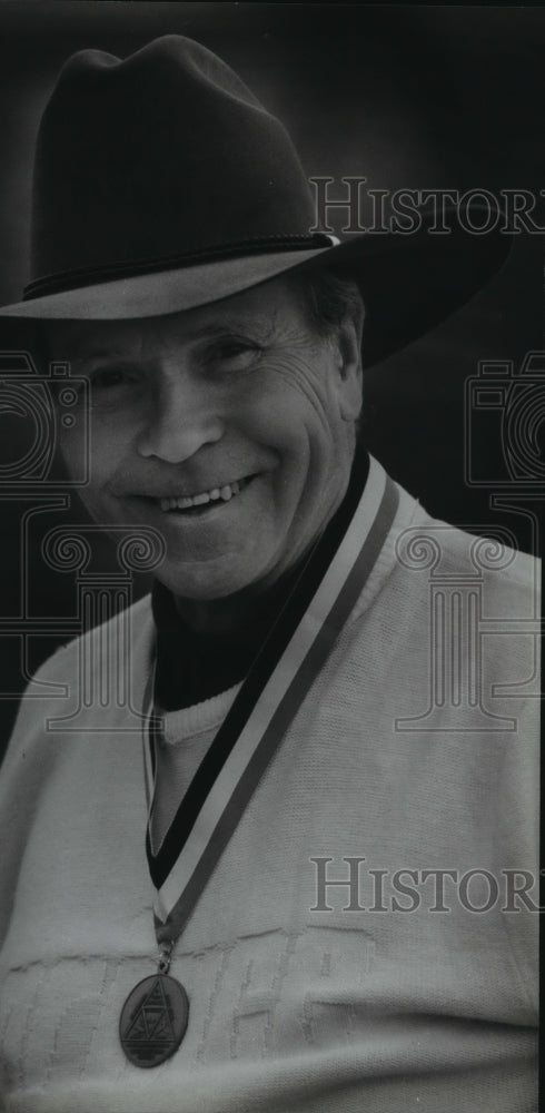 1993 Press Photo Joseph Vila earlier this month at the World Senior Games-Historic Images