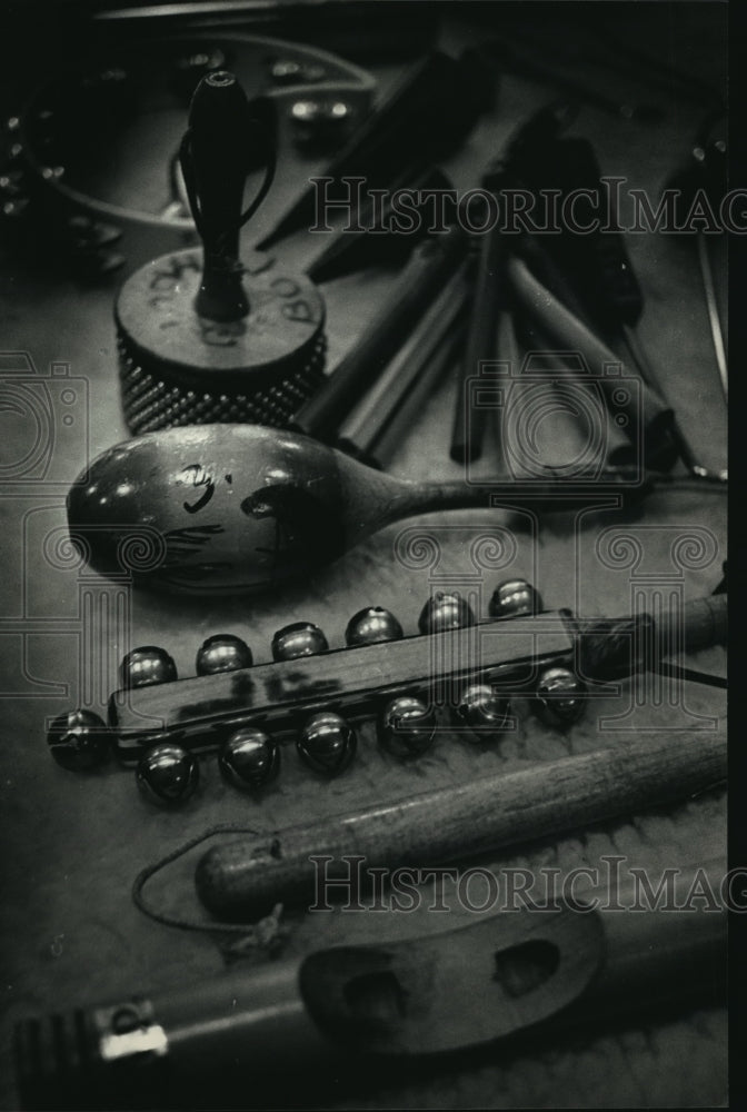 1988 Press Photo Percussion instruments used to tell story of village in Africa-Historic Images