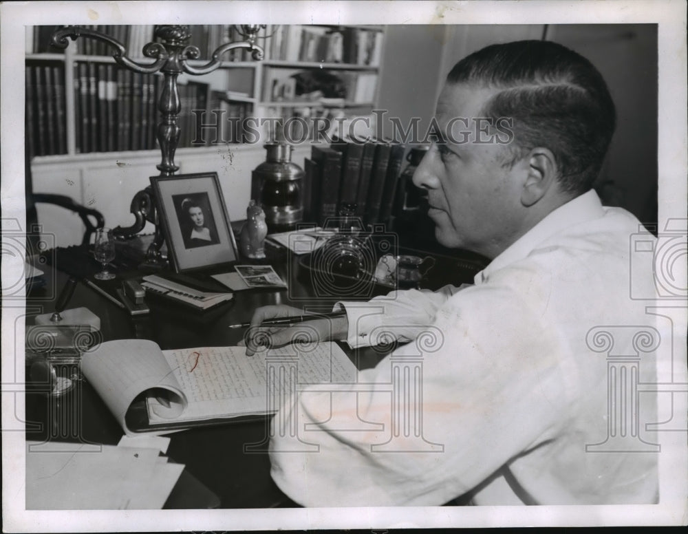 1956 Press Photo Author Herman Wouk at his office in New York - mja41766-Historic Images