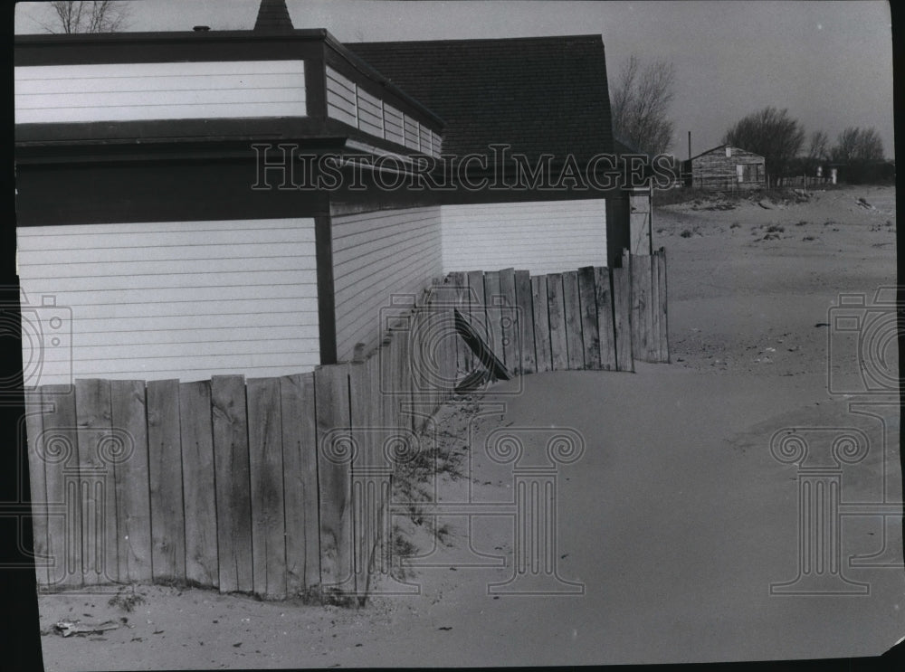 1957 Press Photo Beach home near 7th street in Sheboygan - mja42071-Historic Images