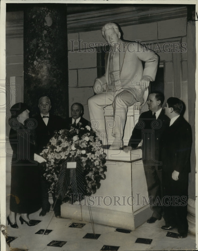 1935 Press Photo Ceremony honoring former politician Robert M. La Follette Sr. - Historic Images