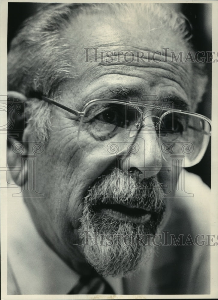 1984 Press Photo Former Milwaukee Chairman of Telecheck Services Robert J. Baer - Historic Images