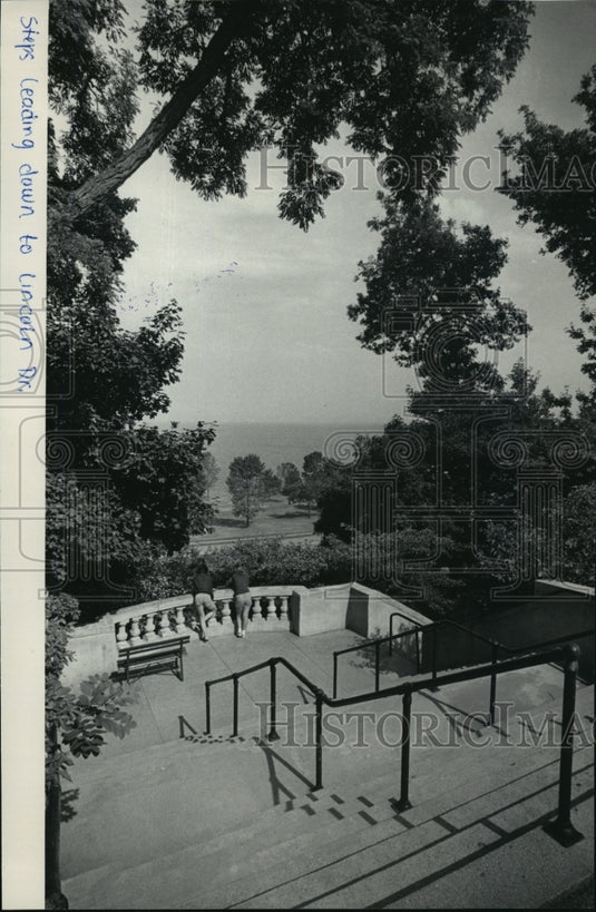 1985 Press Photo Lake Michigan view at Lake Park - mja42559 - Historic Images
