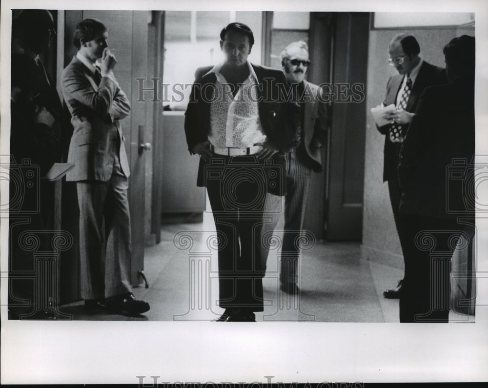 1976 Press Photo Rocco Youse Walking Down the Hall - mja43245-Historic Images