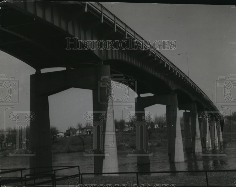 1958 Community bridge at Little Chute wins most beautiful bridge-Historic Images