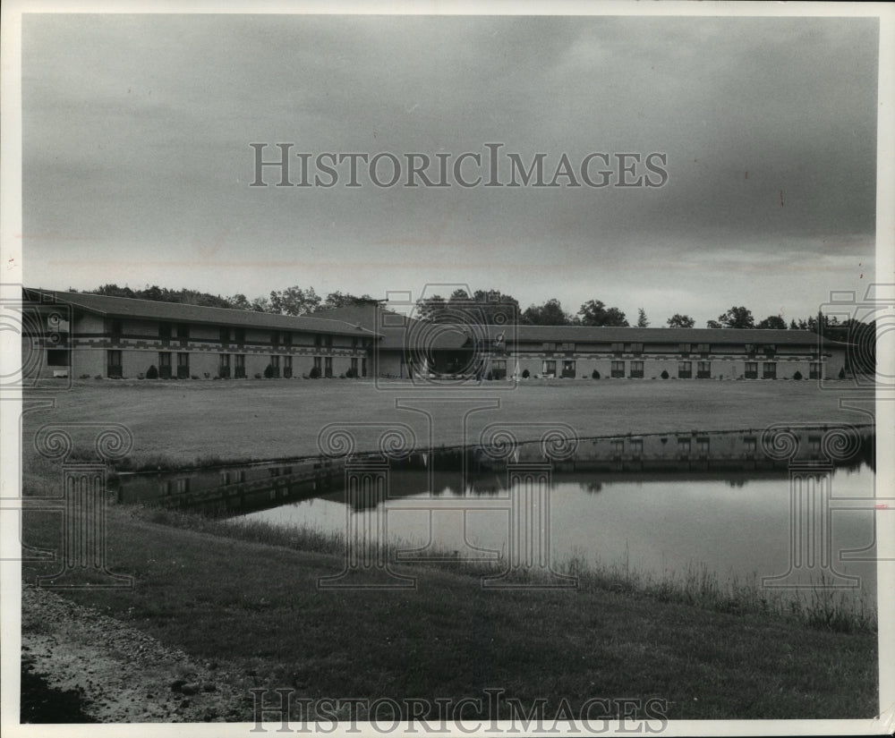 1974 Press Photo Federation Co-operative&#39;s Arrowhead Lodge Near Black River Fall-Historic Images