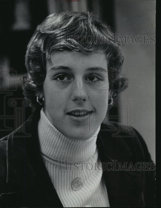 1974 Press Photo Liz Berry - mja44007-Historic Images
