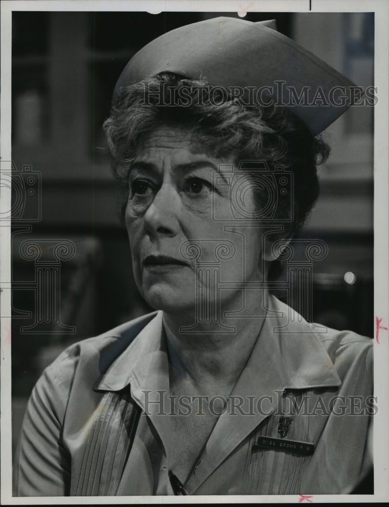 1964 Press Photo Dorothy Blackburn Plays Nurse Brown in "The Doctors"-Historic Images