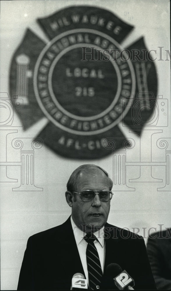 1990 Press Photo Orval A. Zellmer, Milwaukee Police Assistant Chief - mja45255 - Historic Images