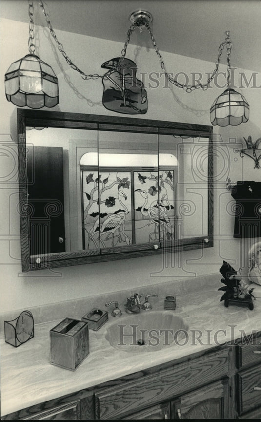 1987 Press Photo Bathroom - mja45454-Historic Images