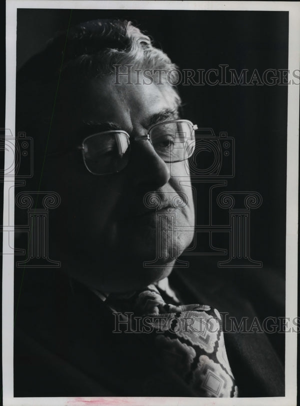 1974 Ray Leary, A Labor Negotiator - Historic Images